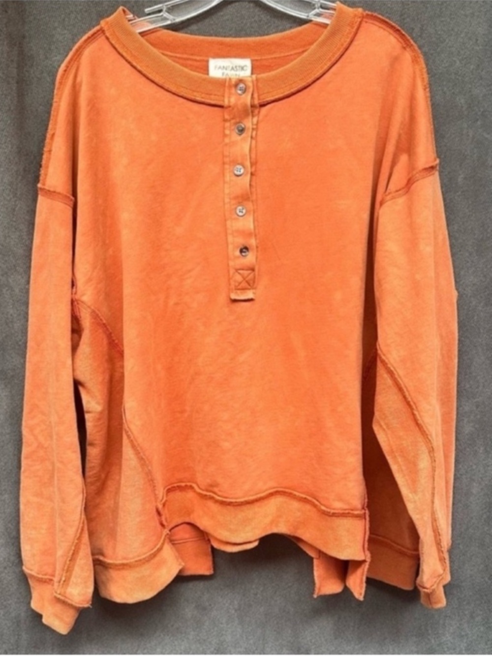 Fantastic Fawn  Henley sweatshirt Sz small orange